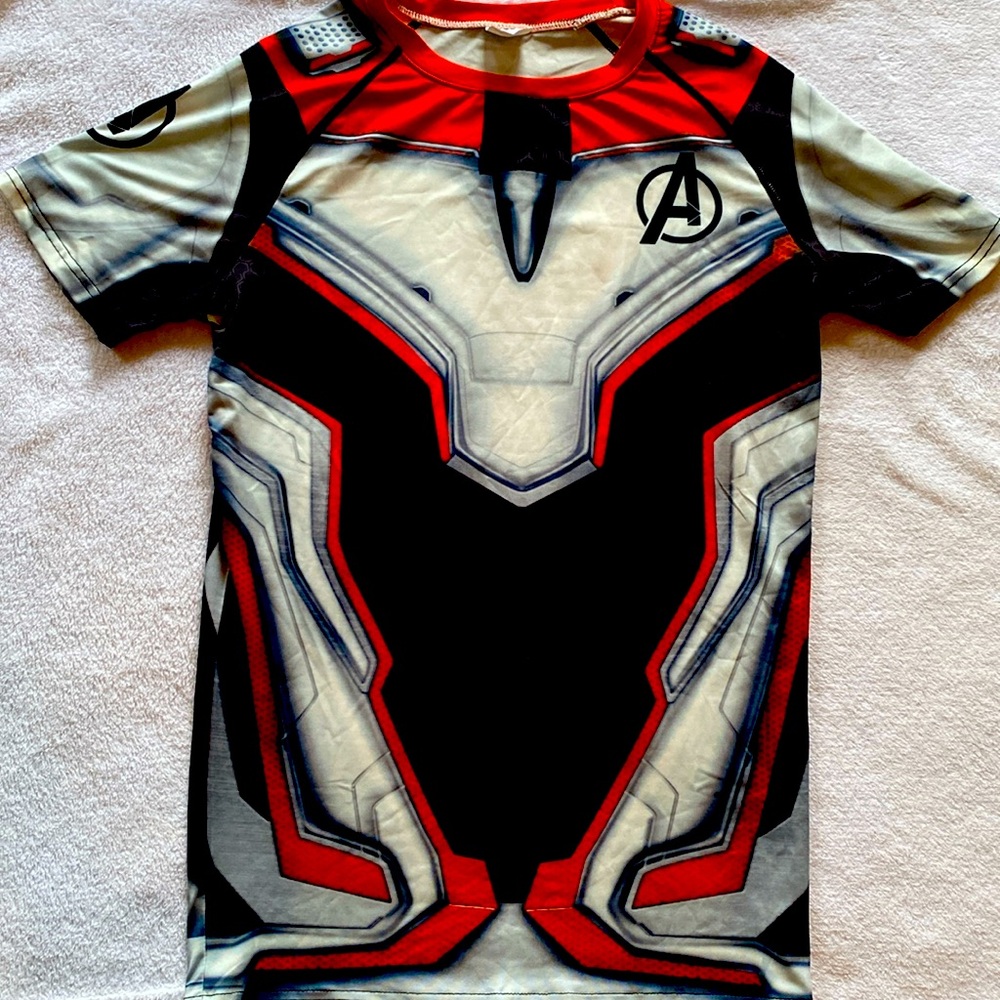 🌟Halloween: NWOT: MARVEL AVENGER “END GAME” Time Travel Suit T-Shirt: Sz S